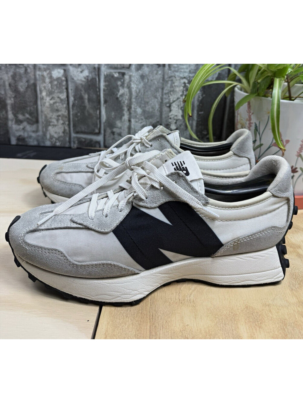 New Balance 327 Sea Salt/White/Black Women Low Top Lace-Up Suede Sneaker WS327FE